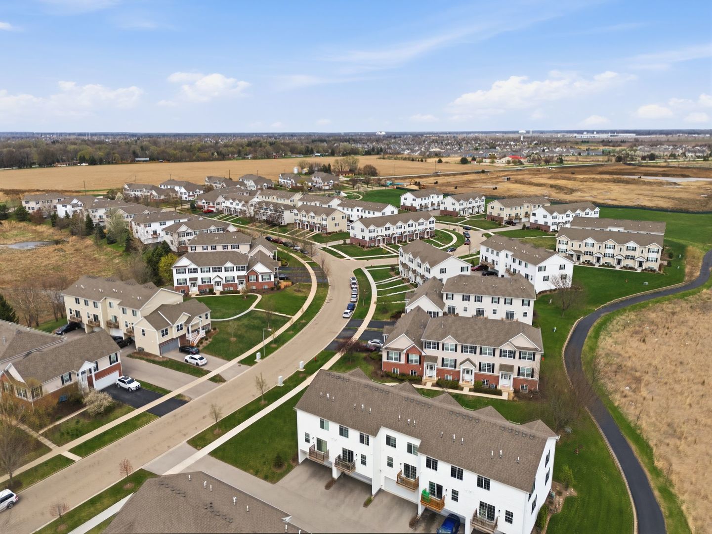 3748 Bissel Drive, Yorkville, IL 60560