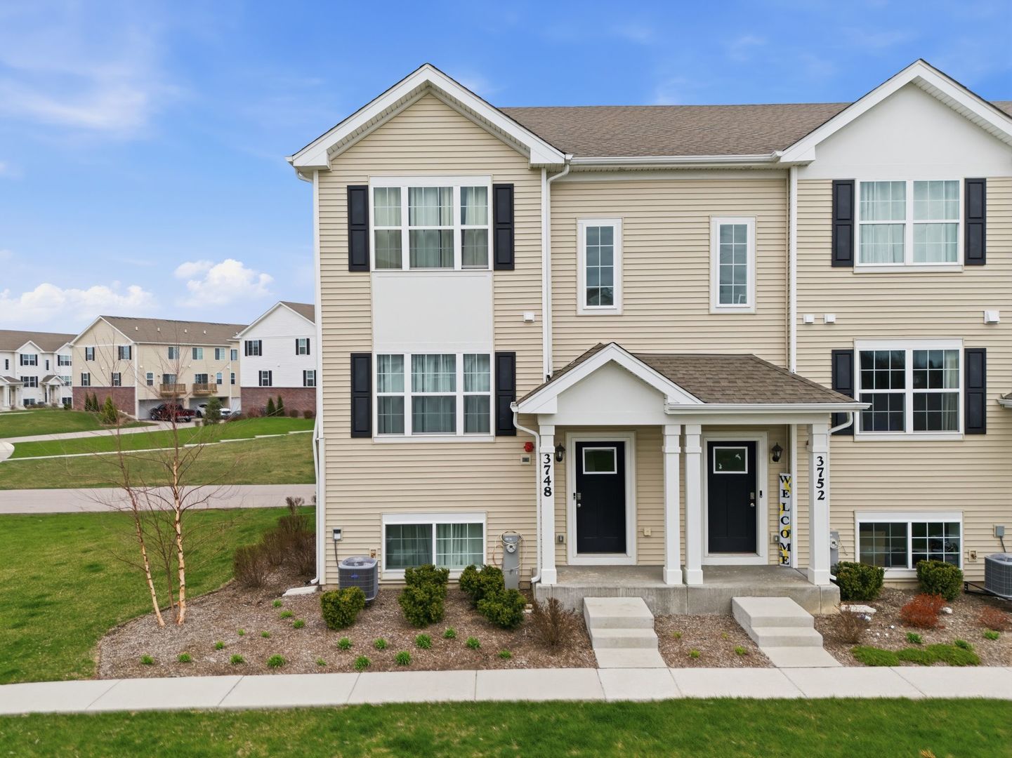 3748 Bissel Drive, Yorkville, IL 60560