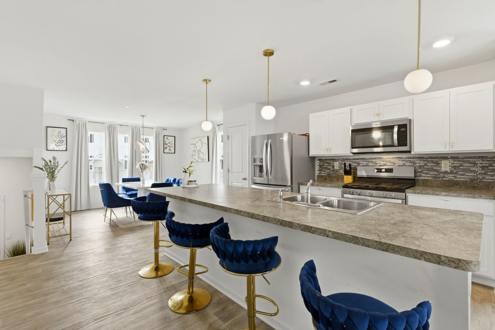 3748 Bissel Drive, Yorkville, IL 60560