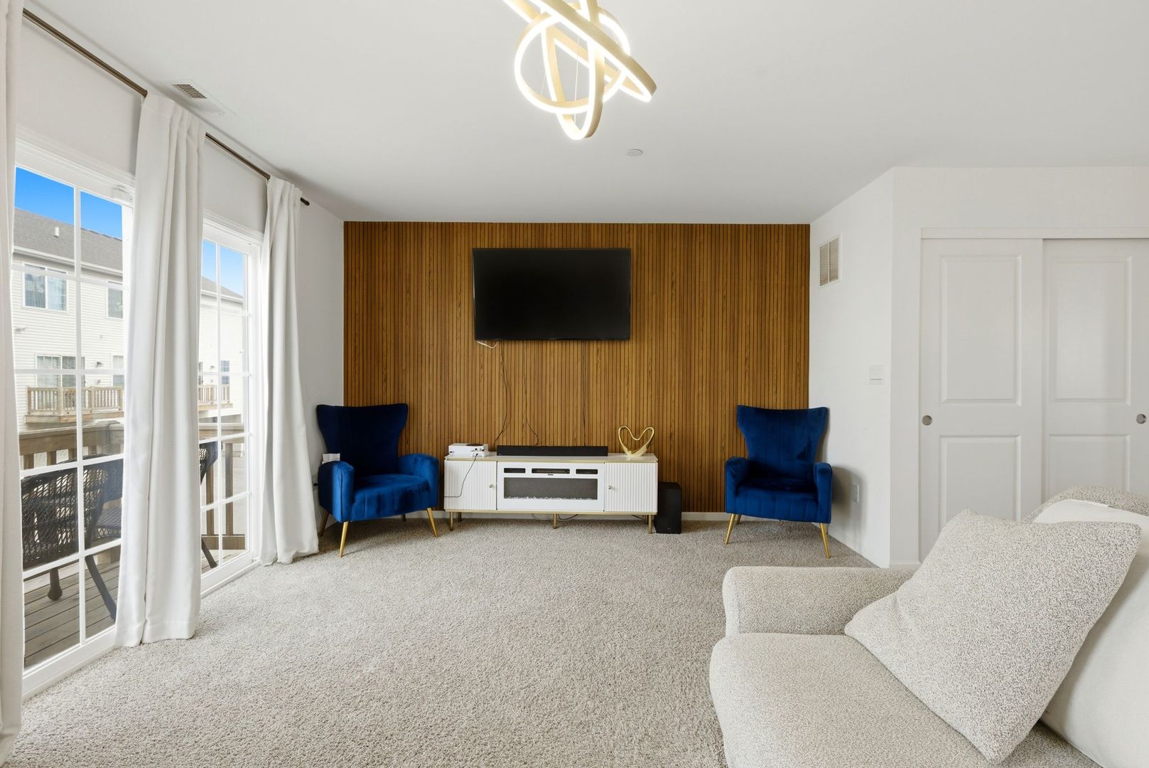 3748 Bissel Drive, Yorkville, IL 60560