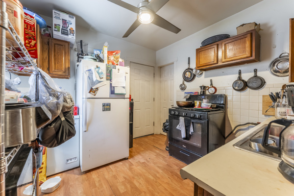 3636 N Osceola Avenue, Chicago, IL 60634