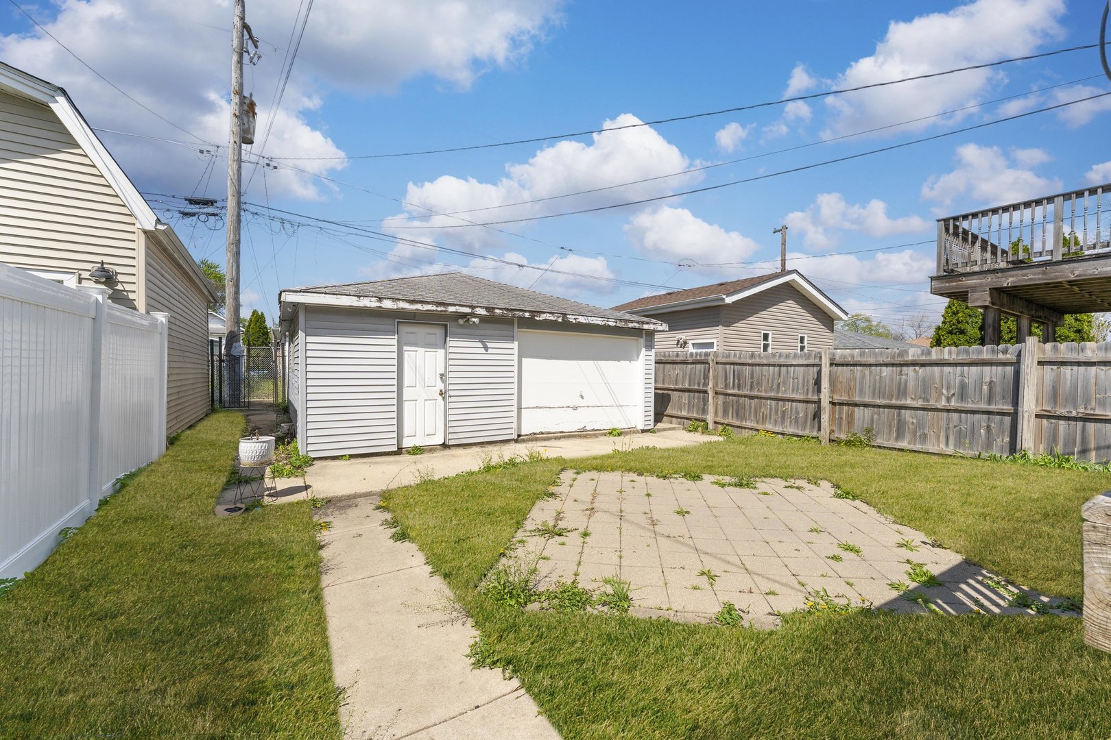 3636 N Osceola Avenue, Chicago, IL 60634