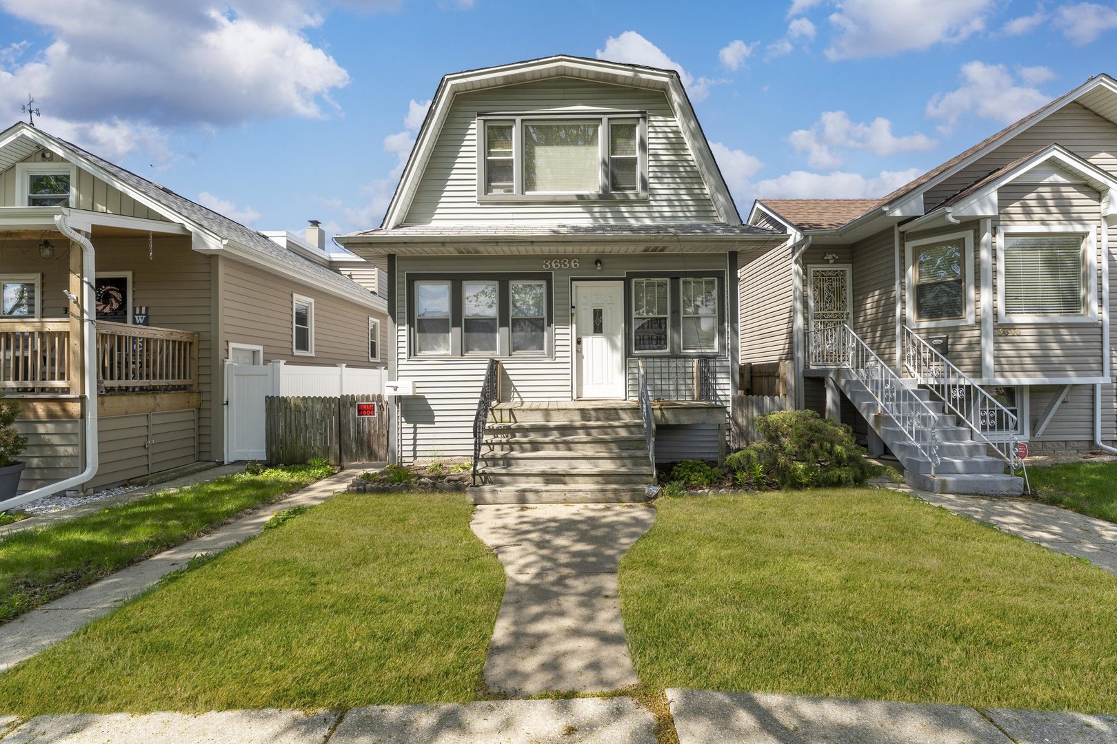 3636 N Osceola Avenue, Chicago, IL 60634