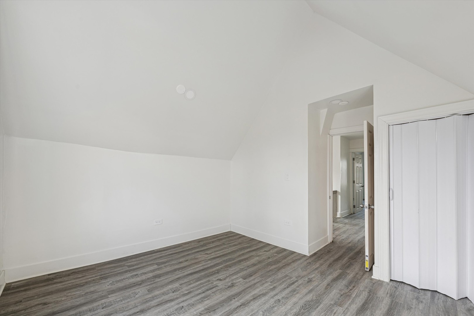 6843 S Carpenter Street, Chicago, IL 60621