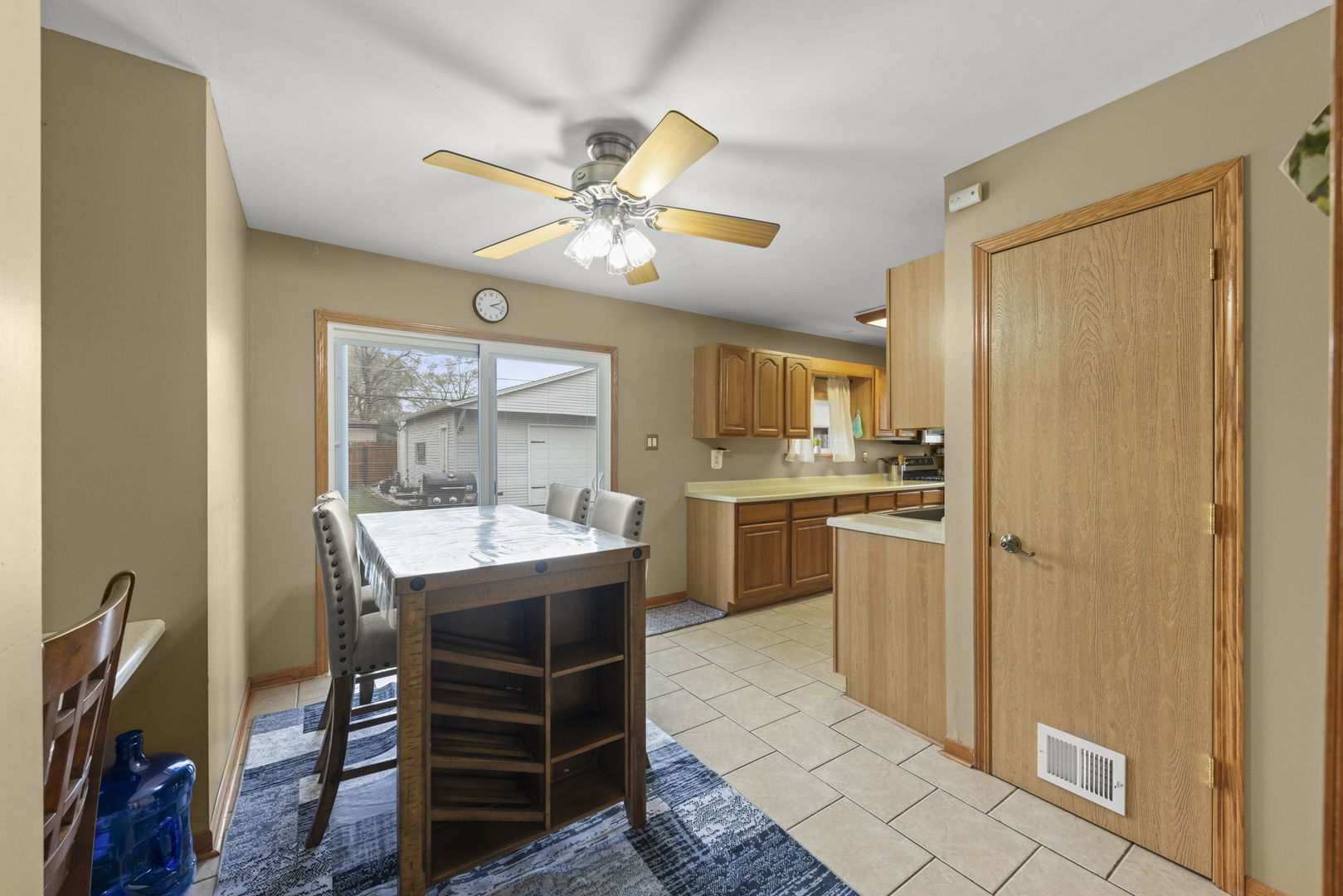 1711 Hosmer Lane, Crest Hill, IL 60403