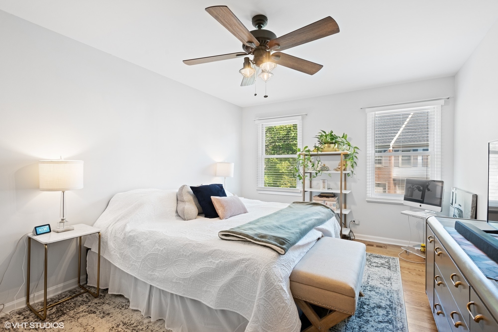 Schaumburg, IL 60194