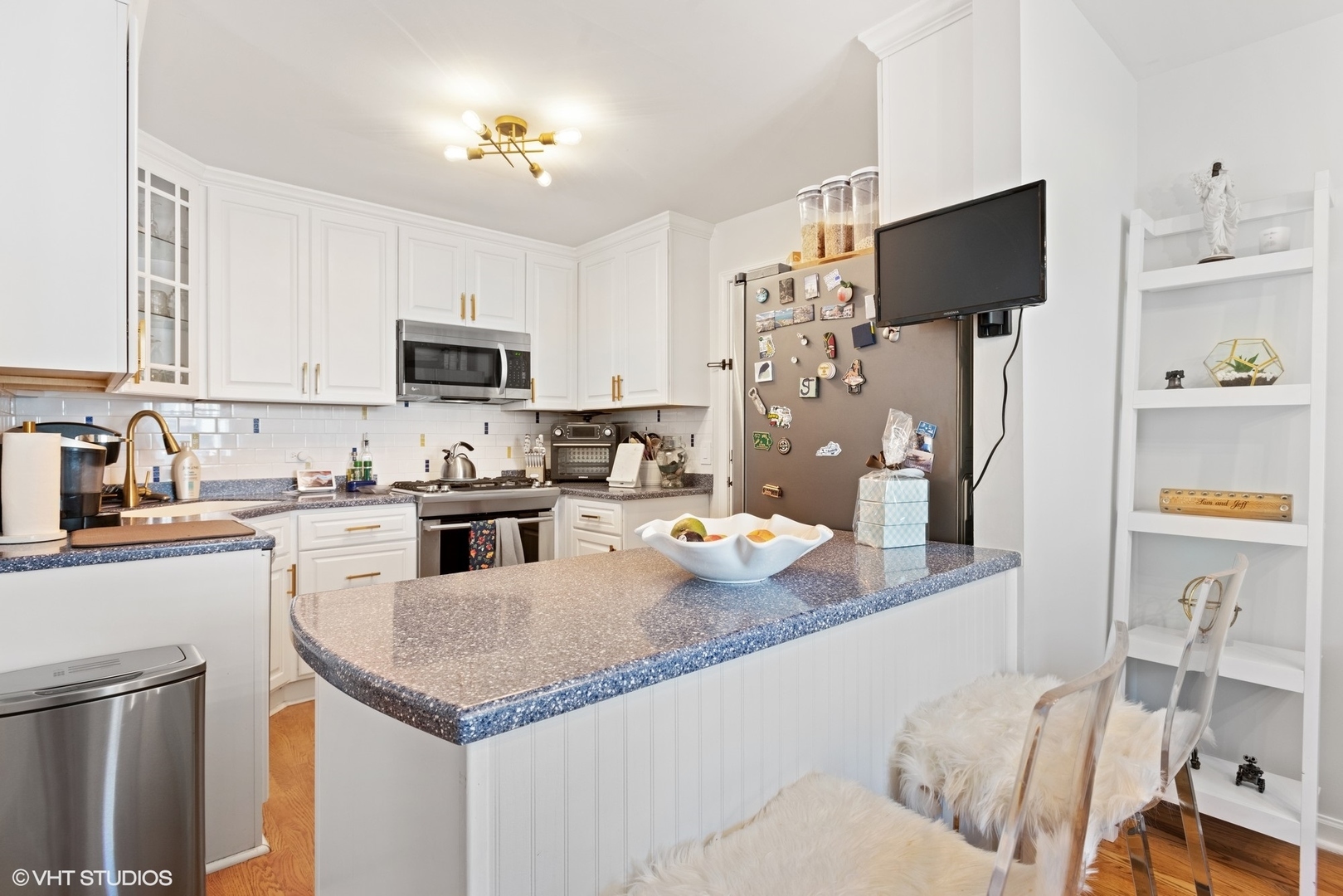 Schaumburg, IL 60194