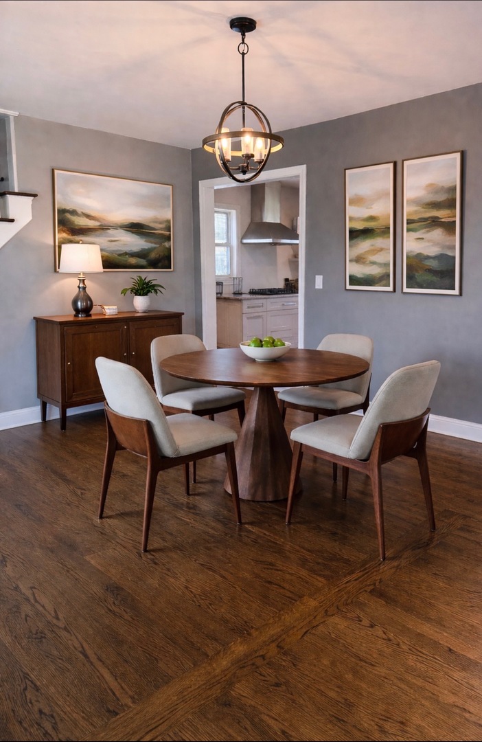 1115 N Main Street, Wheaton, IL 60187