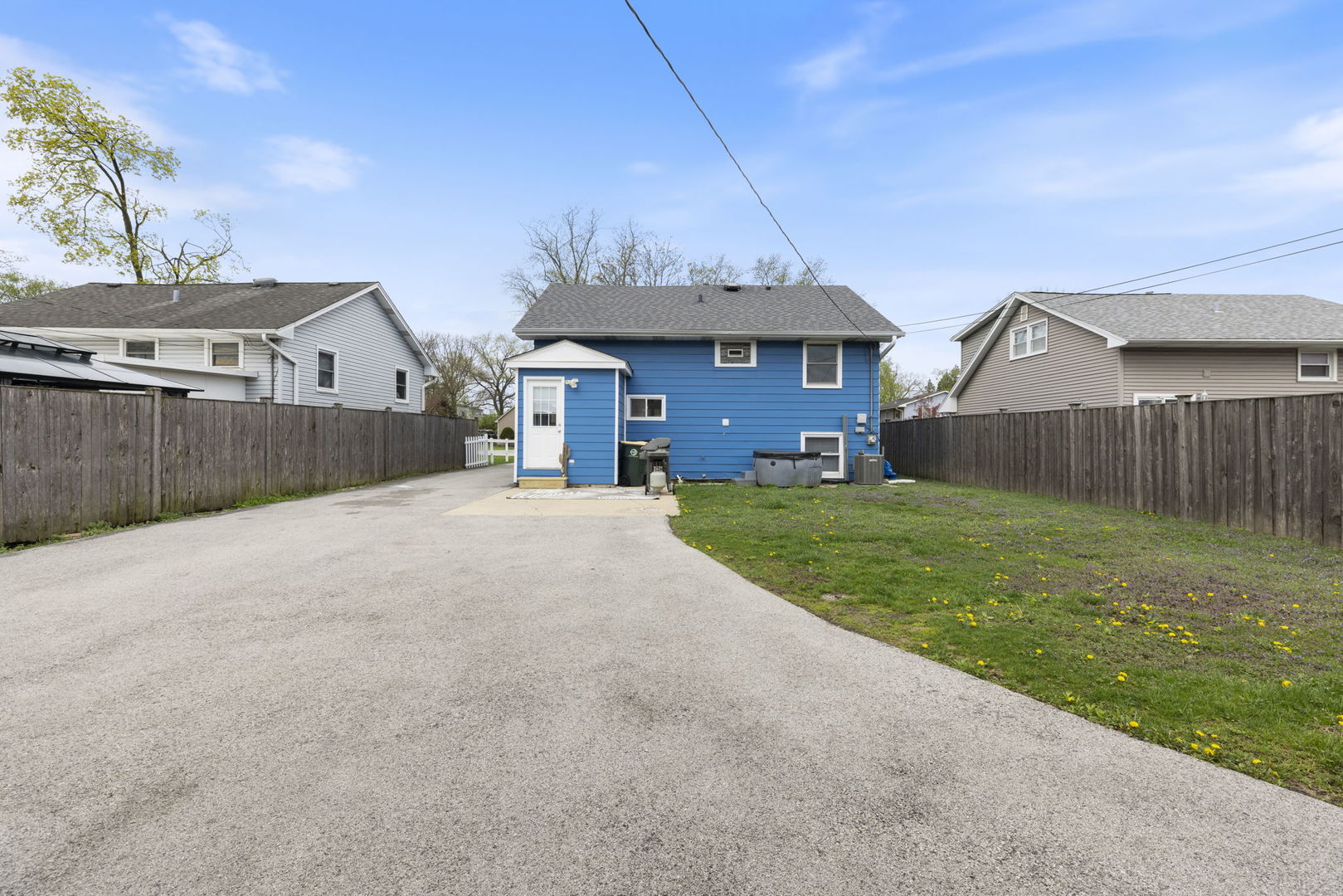 3915 Liberty Boulevard, Westmont, IL 60559