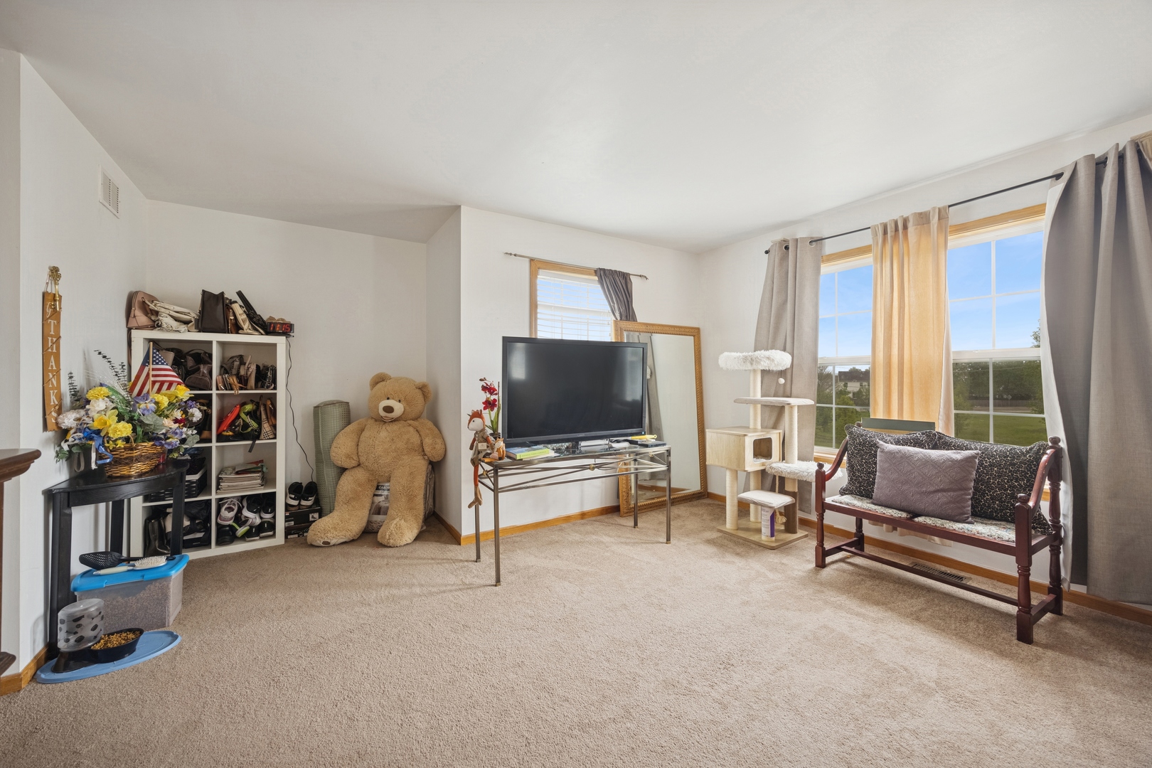 Hainesville, IL 60073