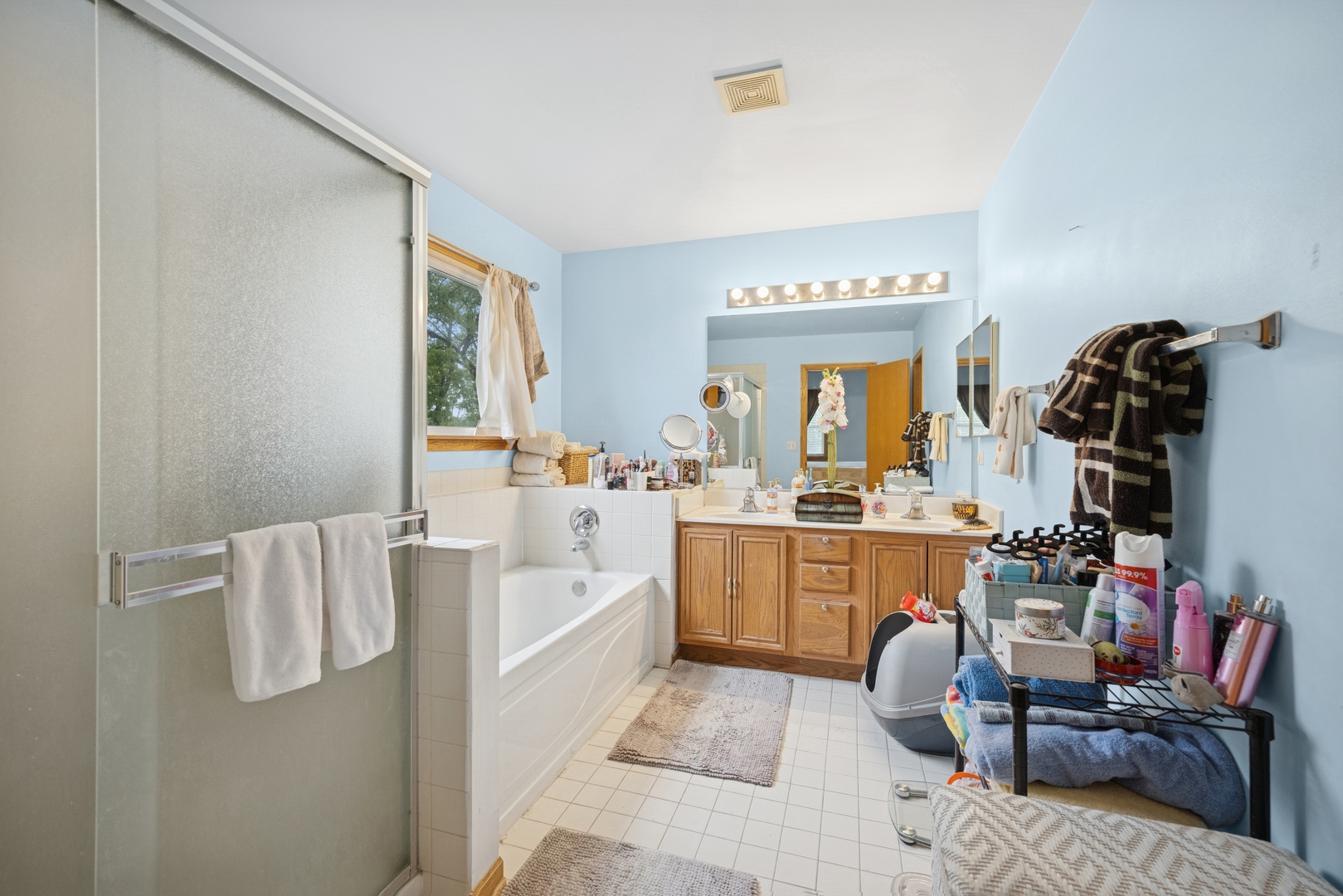 Hainesville, IL 60073