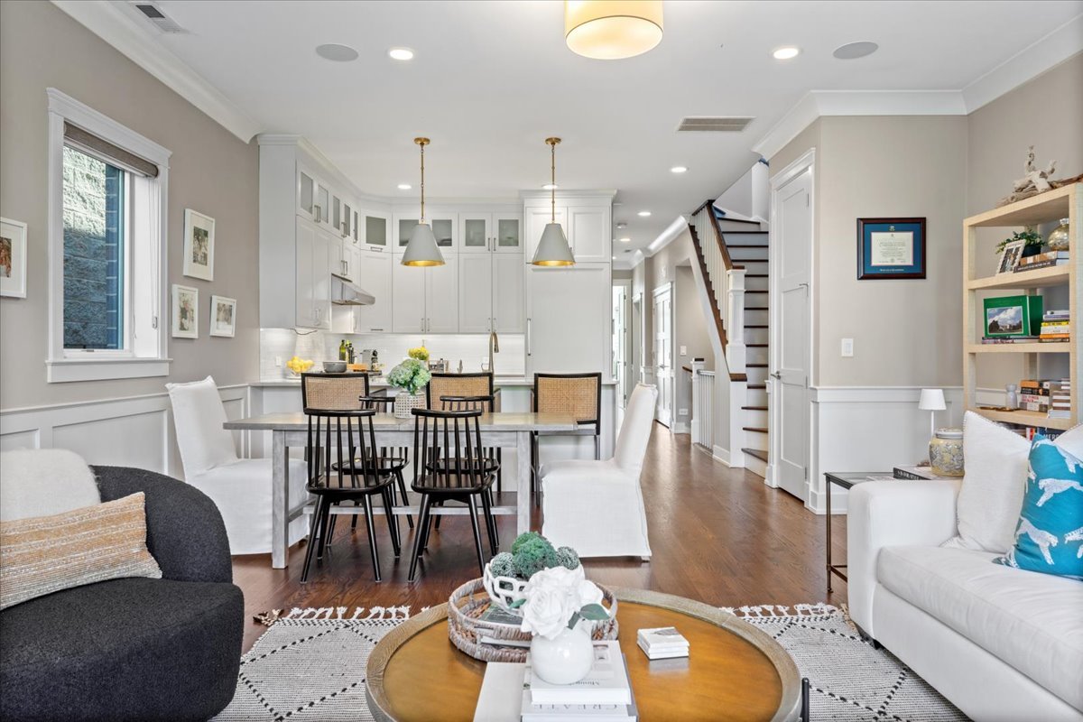 863 W Wrightwood Avenue #3, Chicago, IL 60614