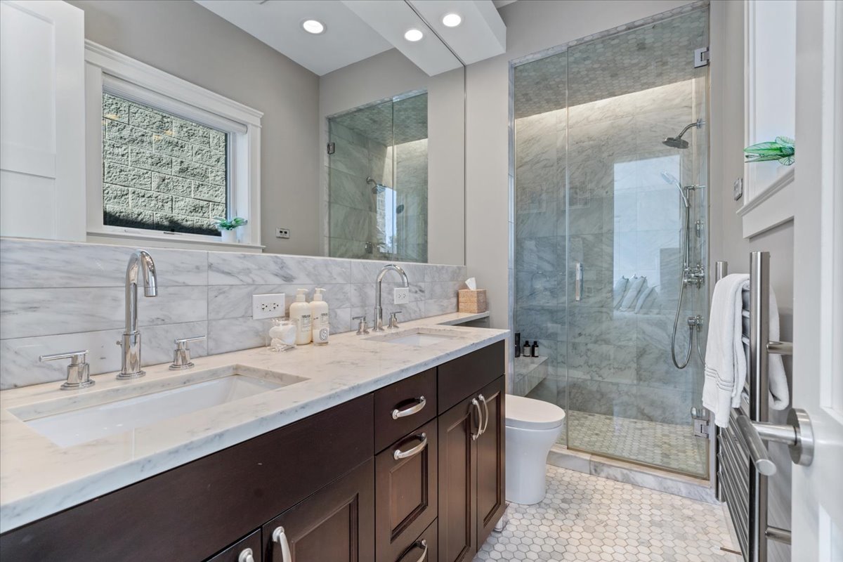 863 W Wrightwood Avenue #3, Chicago, IL 60614