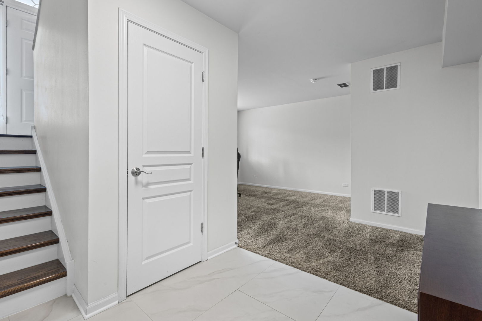 143 Bristol Lane #3, Wood Dale, IL 60191