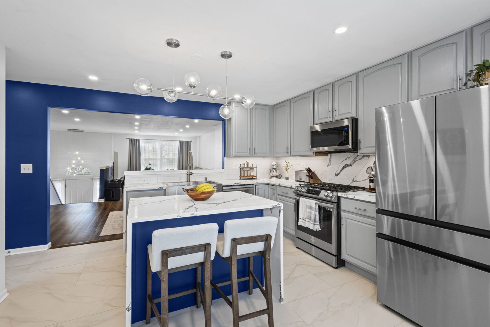 143 Bristol Lane #3, Wood Dale, IL 60191