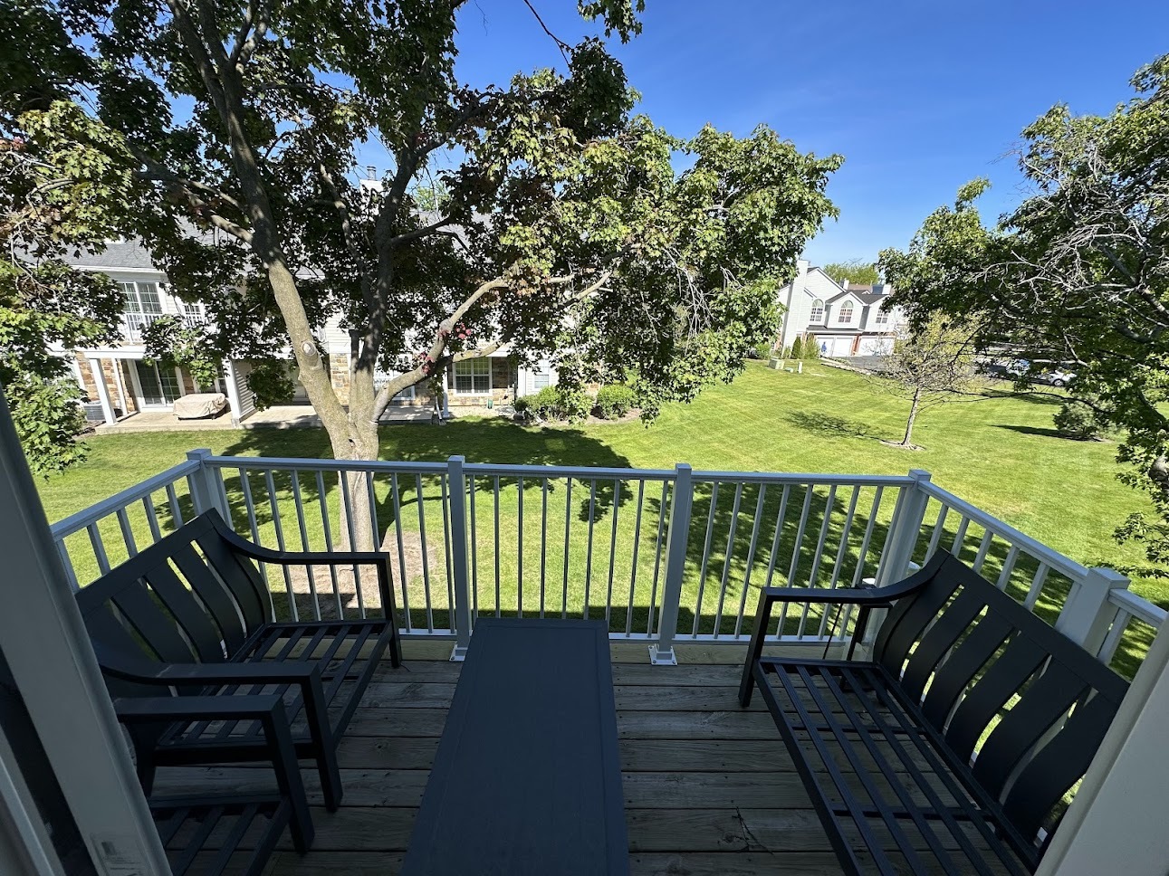 757 Grosse Pointe Circle #19-2, Vernon Hills, IL 60061