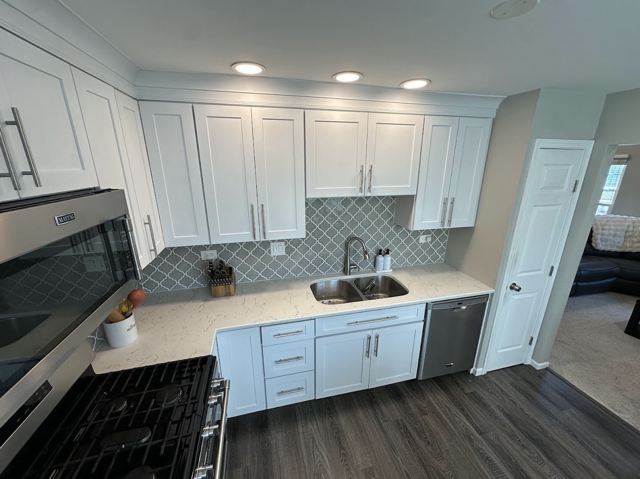 757 Grosse Pointe Circle #19-2, Vernon Hills, IL 60061