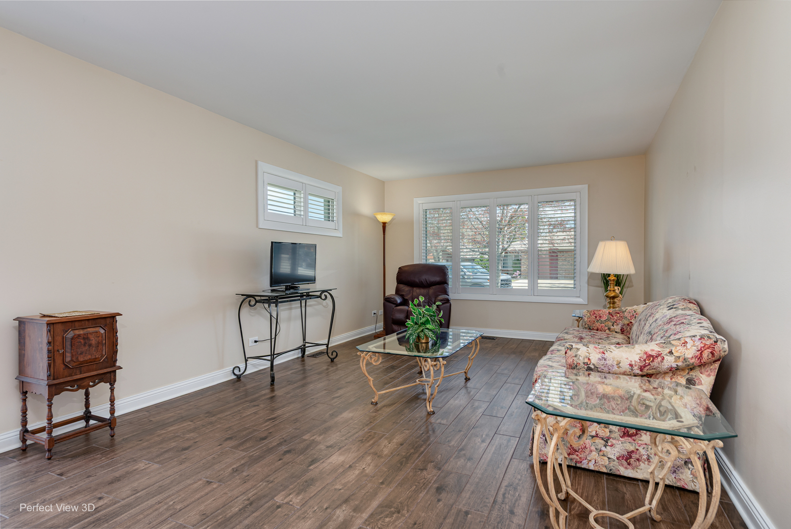 1148 Fulton Drive, Streamwood, IL 60107