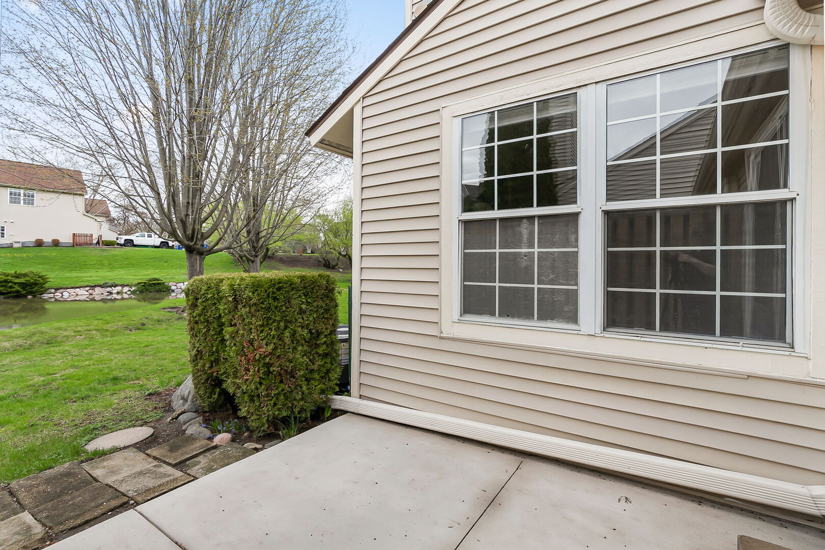 932 Chase Court, Gurnee, IL 60031