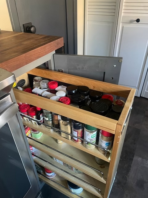 704 Dodge Avenue, Evanston, IL 60202