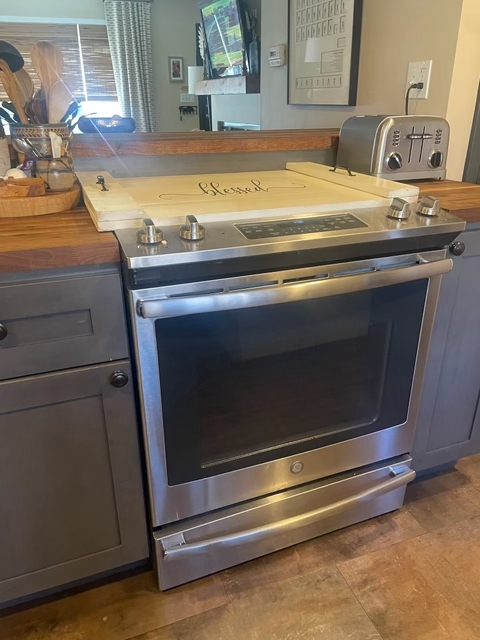 704 Dodge Avenue, Evanston, IL 60202