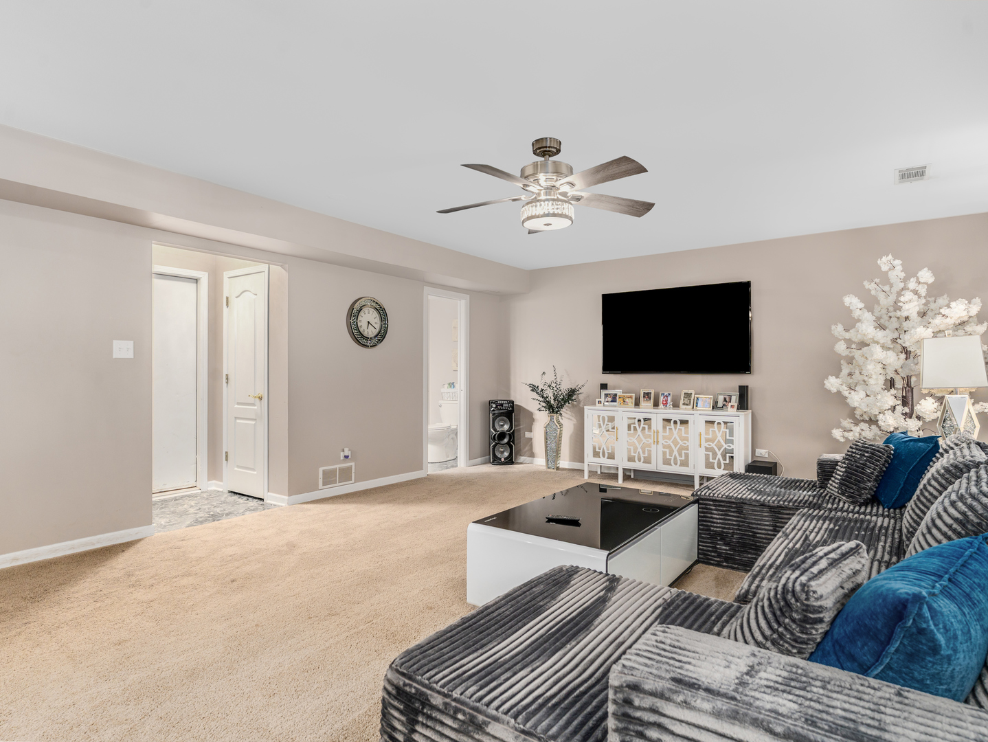 1811 Cumberland Drive, Plainfield, IL 60586