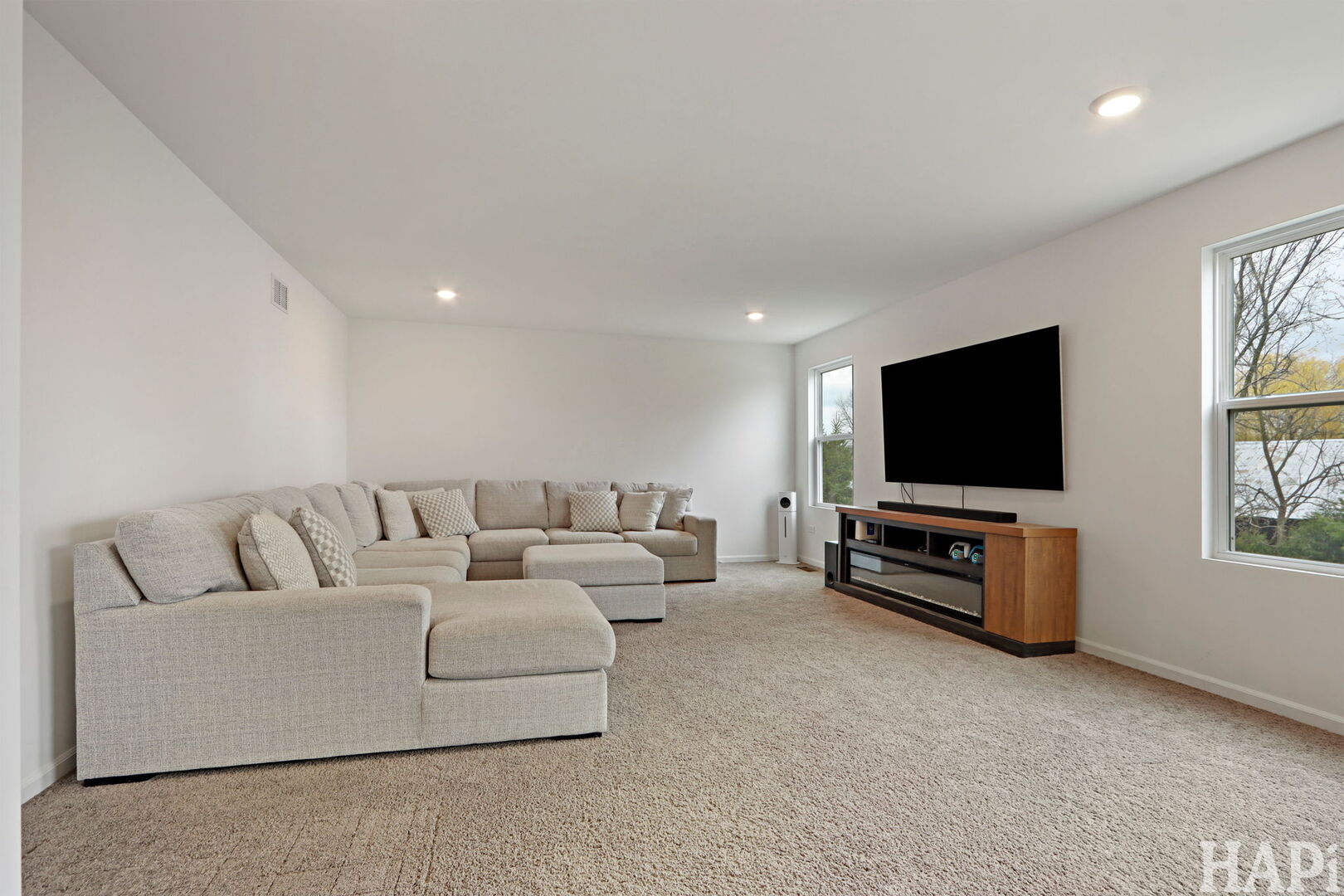 640 Cloverleaf Drive, Marengo, IL 60152