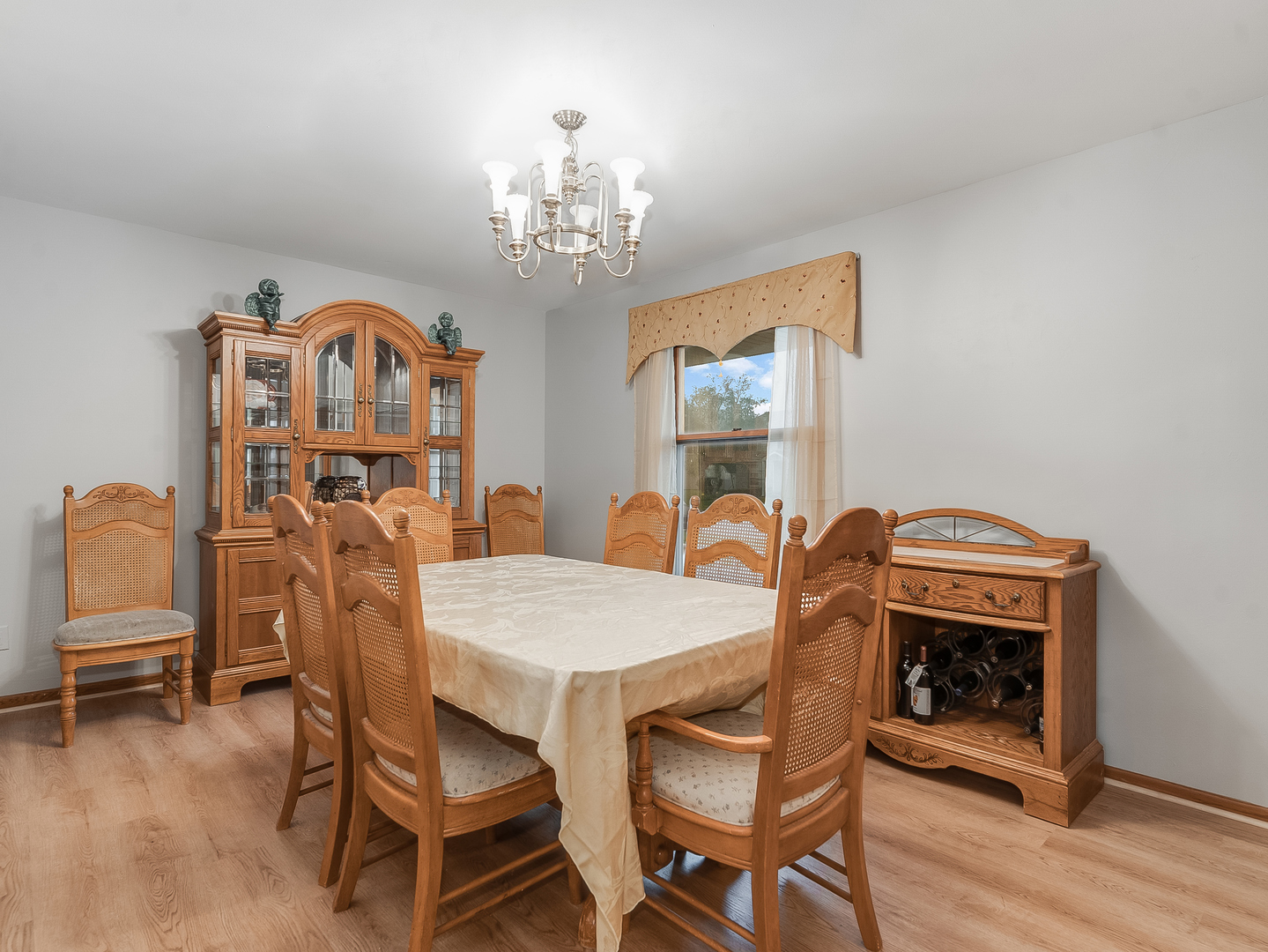 1858 Cecily Drive, Joliet, IL 60435