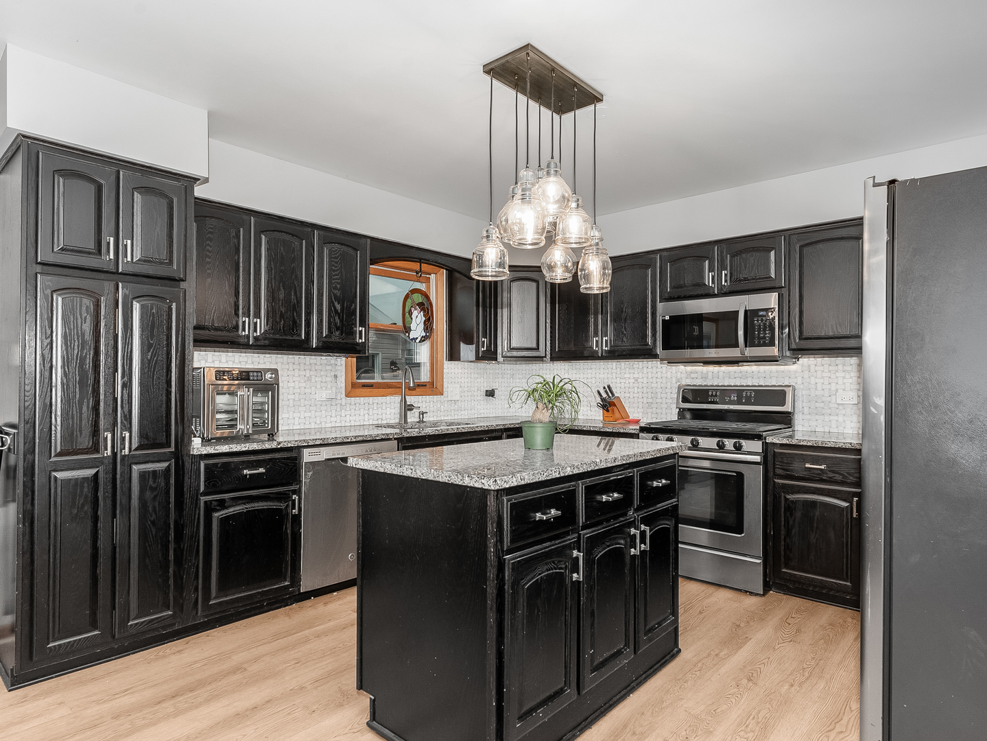 1858 Cecily Drive, Joliet, IL 60435
