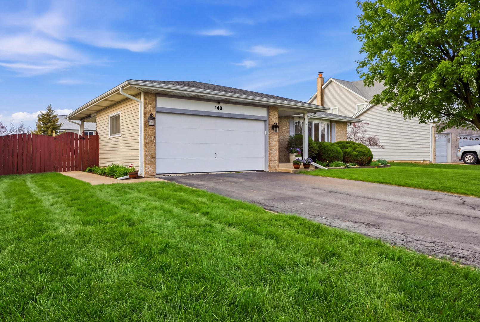 148 Beaver Creek Drive, Bolingbrook, IL 60490
