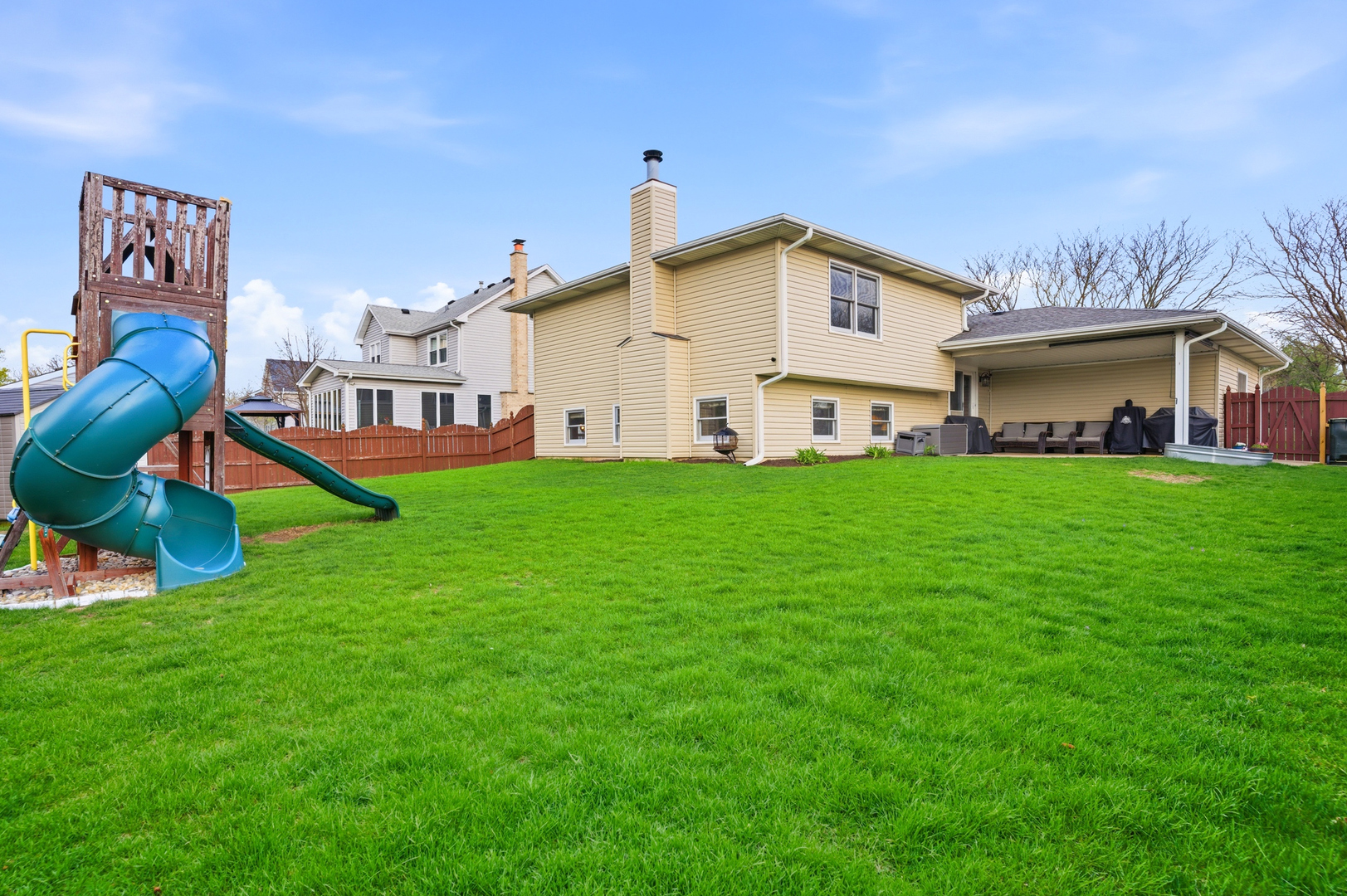 148 Beaver Creek Drive, Bolingbrook, IL 60490