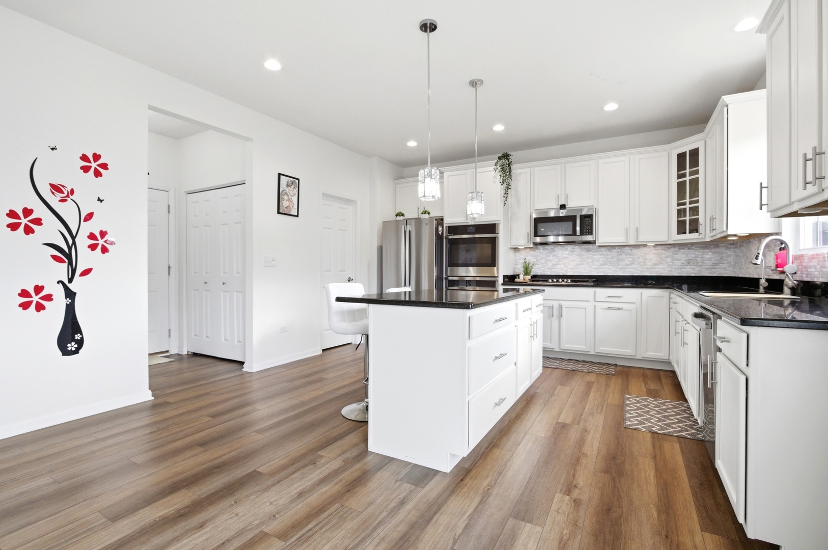 12404 S Blue Water Parkway, Plainfield, IL 60585