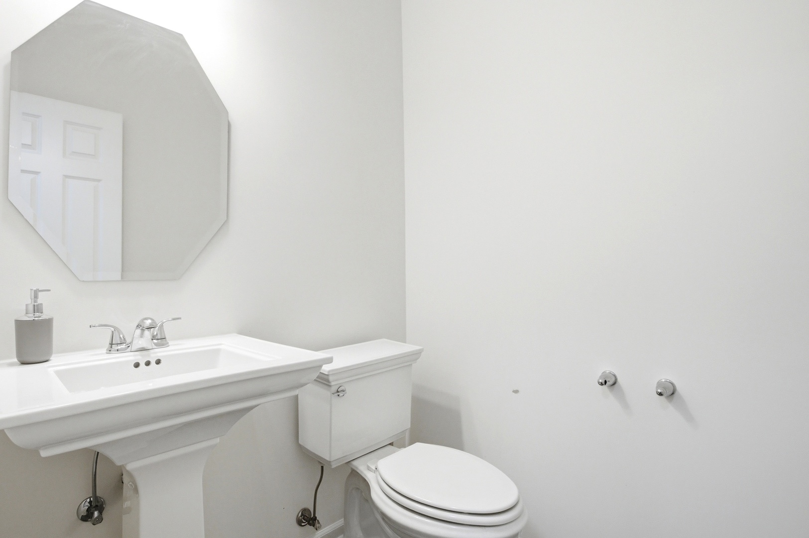 12404 S Blue Water Parkway, Plainfield, IL 60585