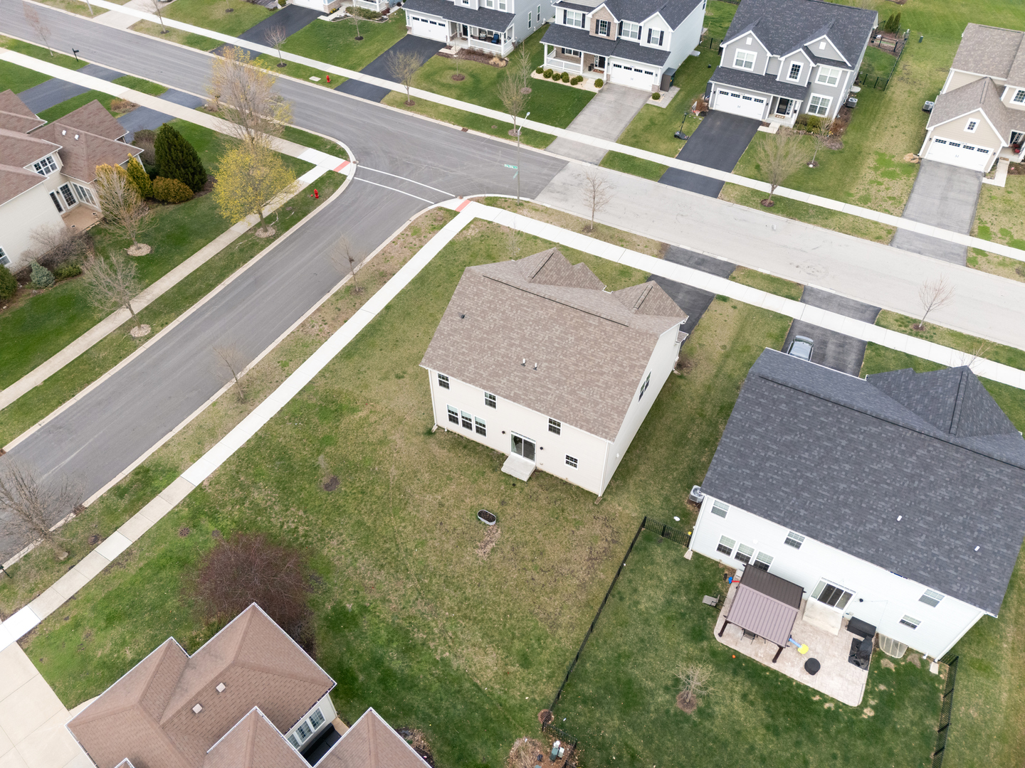 12404 S Blue Water Parkway, Plainfield, IL 60585