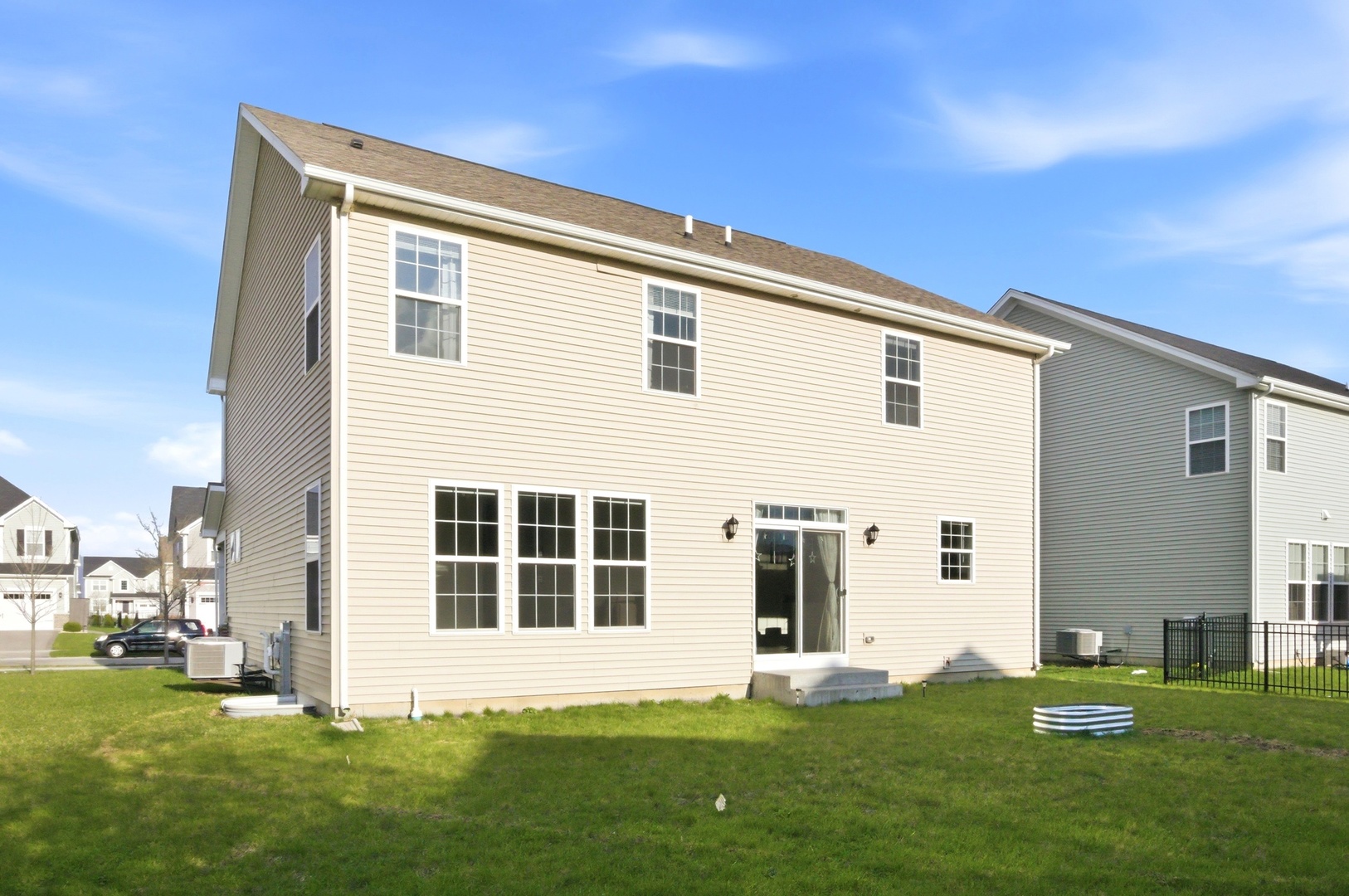 12404 S Blue Water Parkway, Plainfield, IL 60585