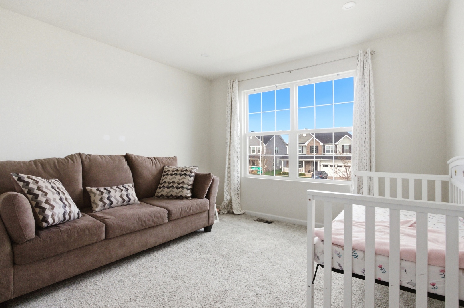 12404 S Blue Water Parkway, Plainfield, IL 60585