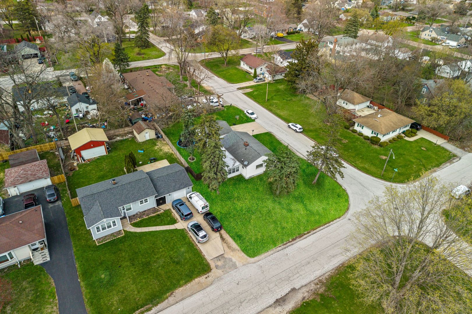 1000 GRAND Avenue, Aurora, IL 60506