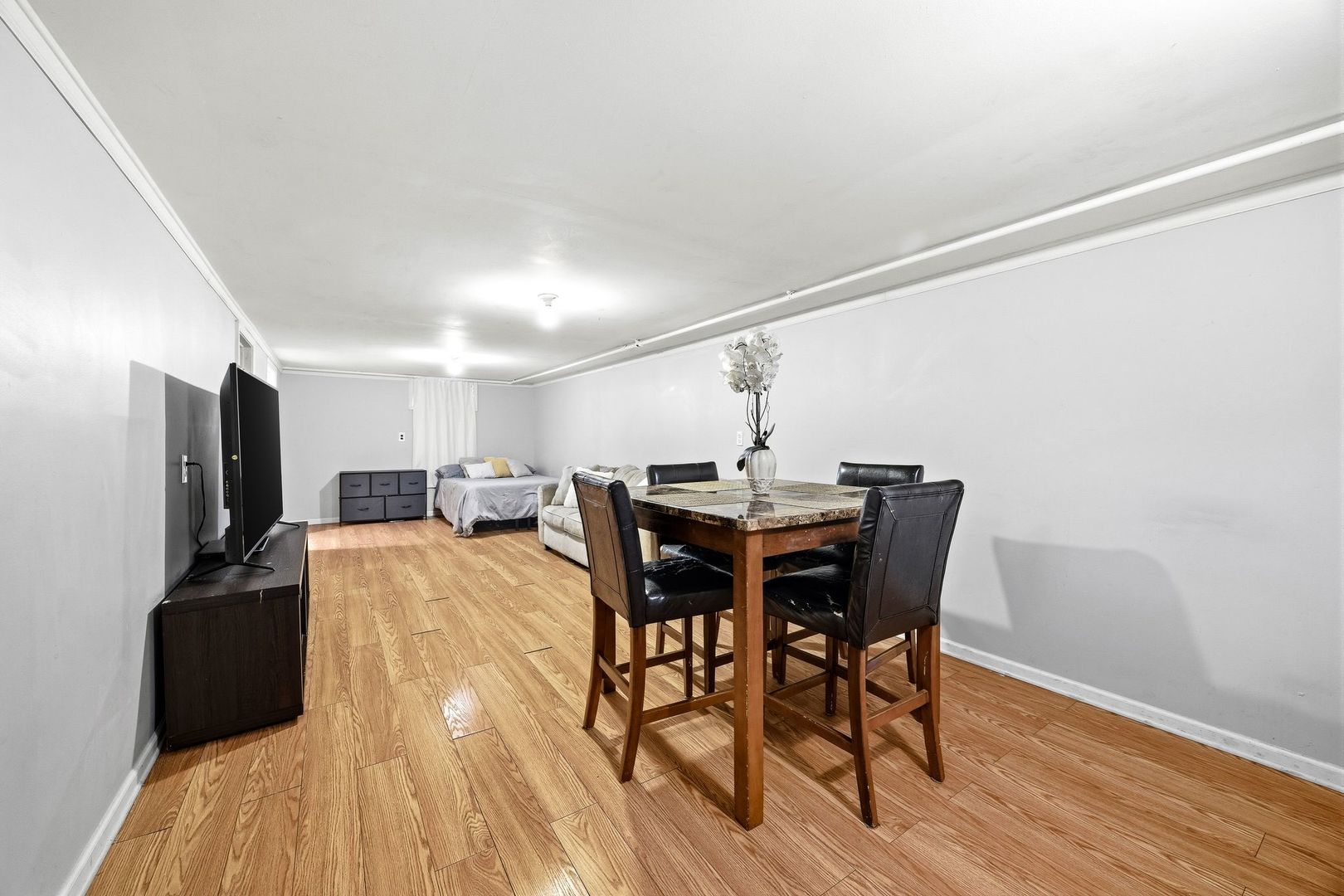 1000 GRAND Avenue, Aurora, IL 60506