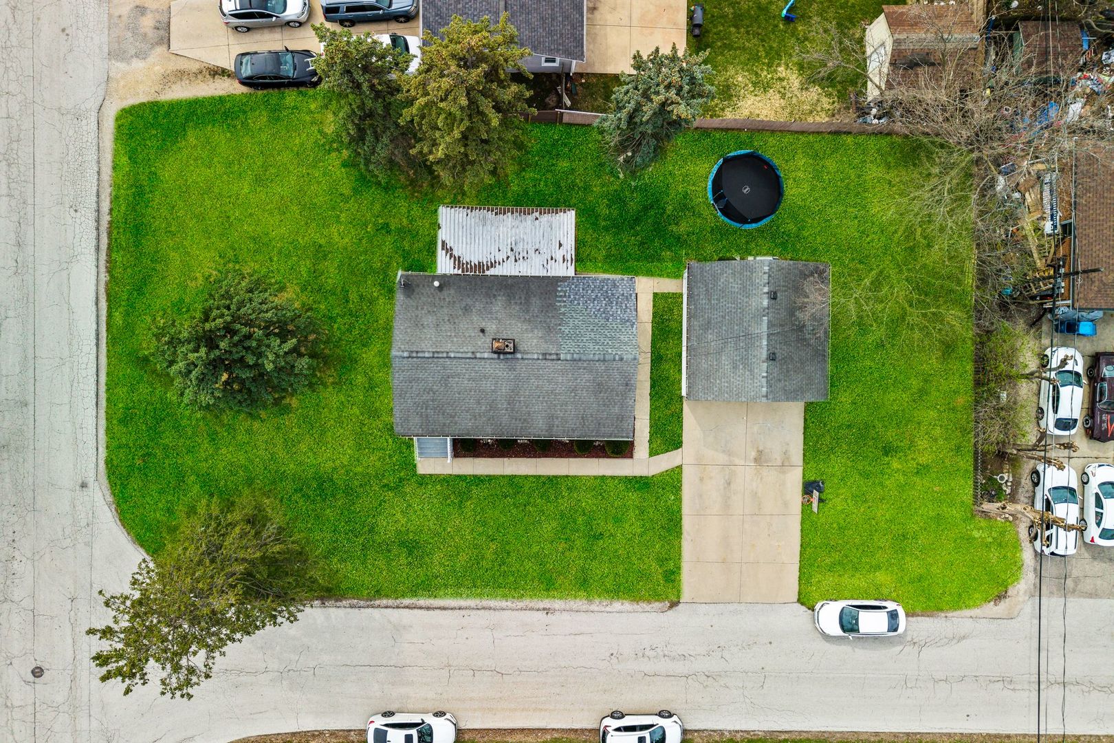 1000 GRAND Avenue, Aurora, IL 60506