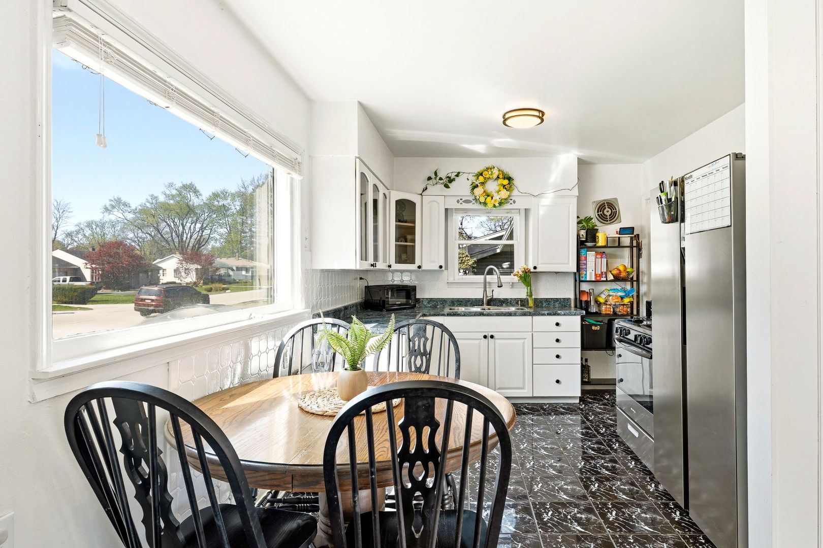 1000 GRAND Avenue, Aurora, IL 60506