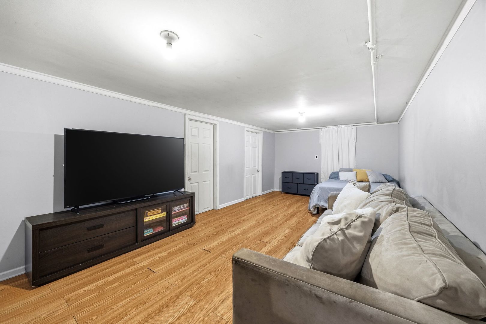 1000 GRAND Avenue, Aurora, IL 60506