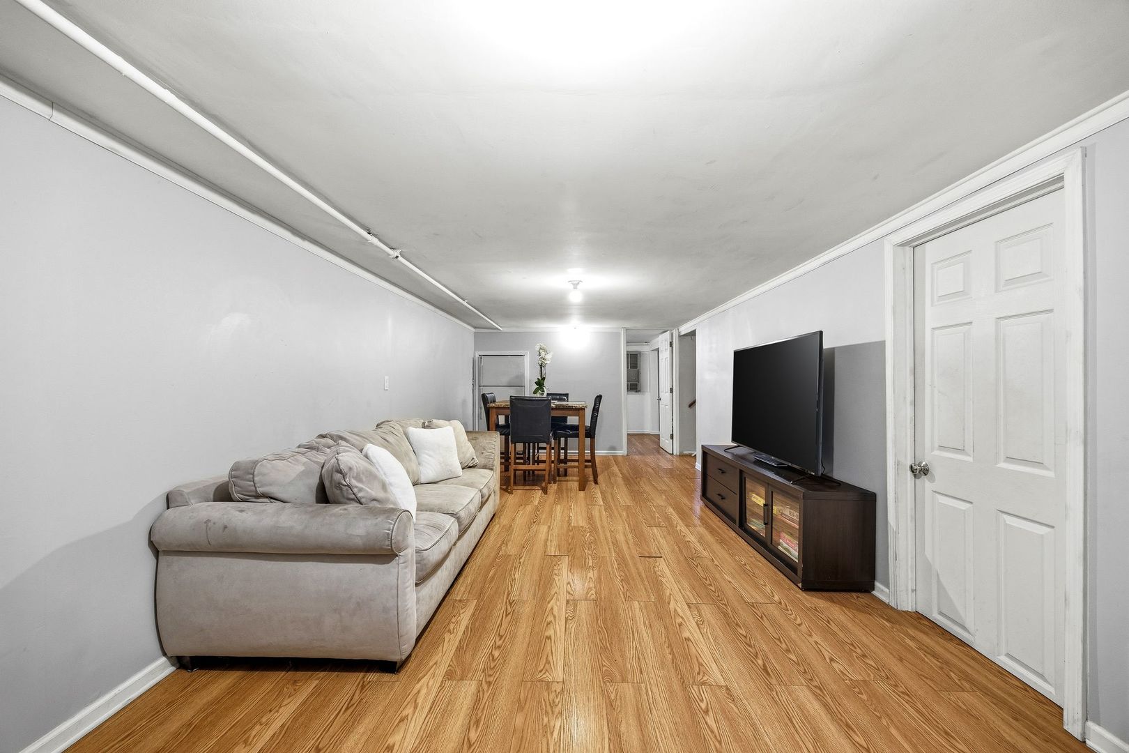 1000 GRAND Avenue, Aurora, IL 60506