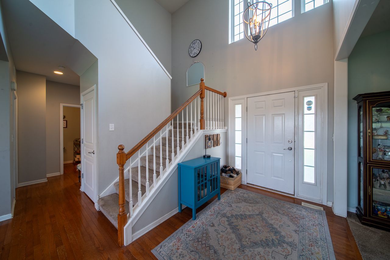 2382 Emerald Lane, Yorkville, IL 60560