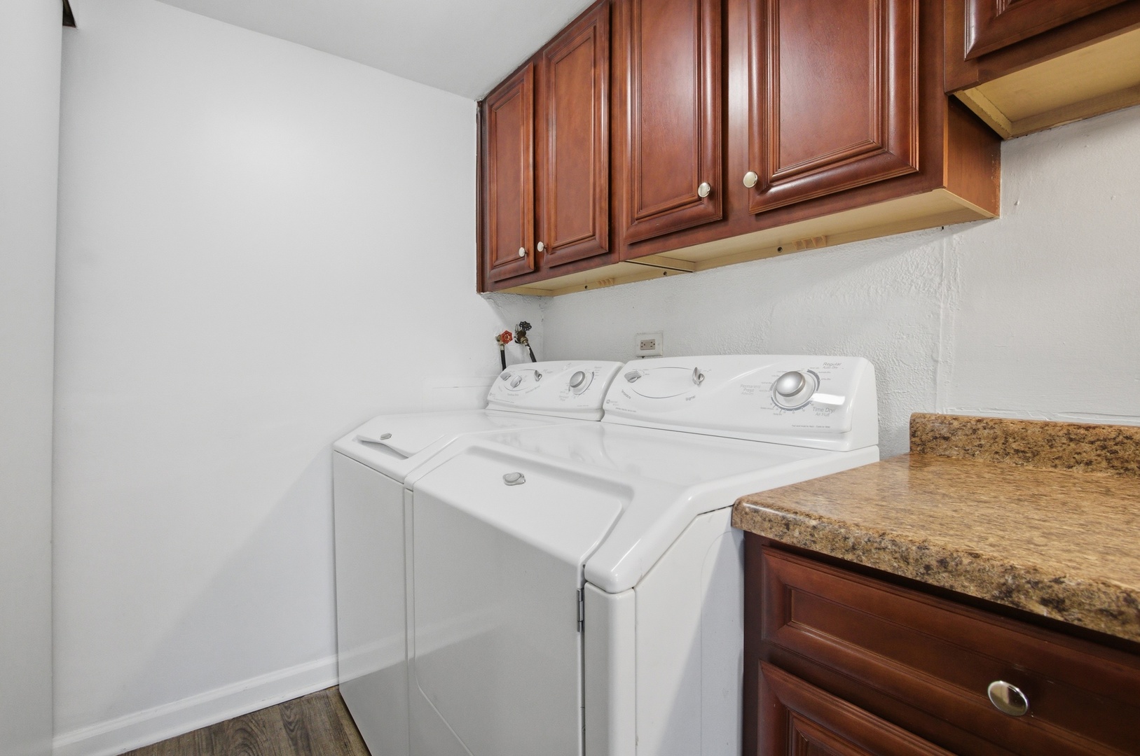 216 Eagle Court #d, Bolingbrook, IL 60440