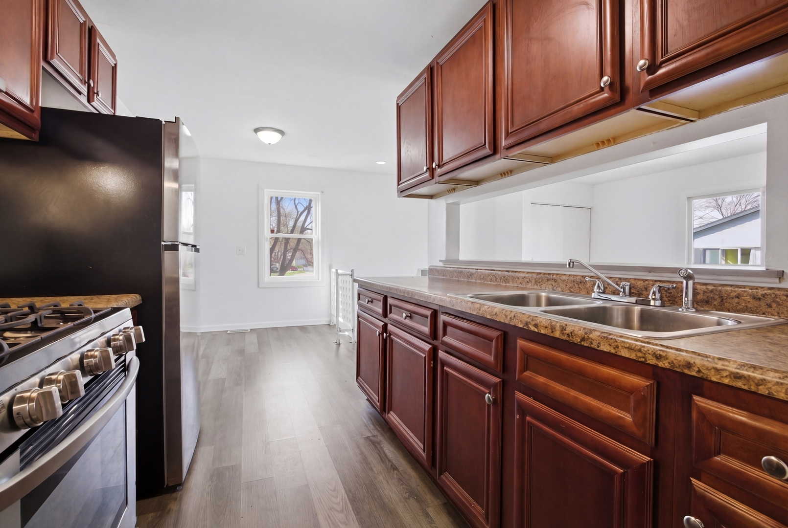 216 Eagle Court #d, Bolingbrook, IL 60440