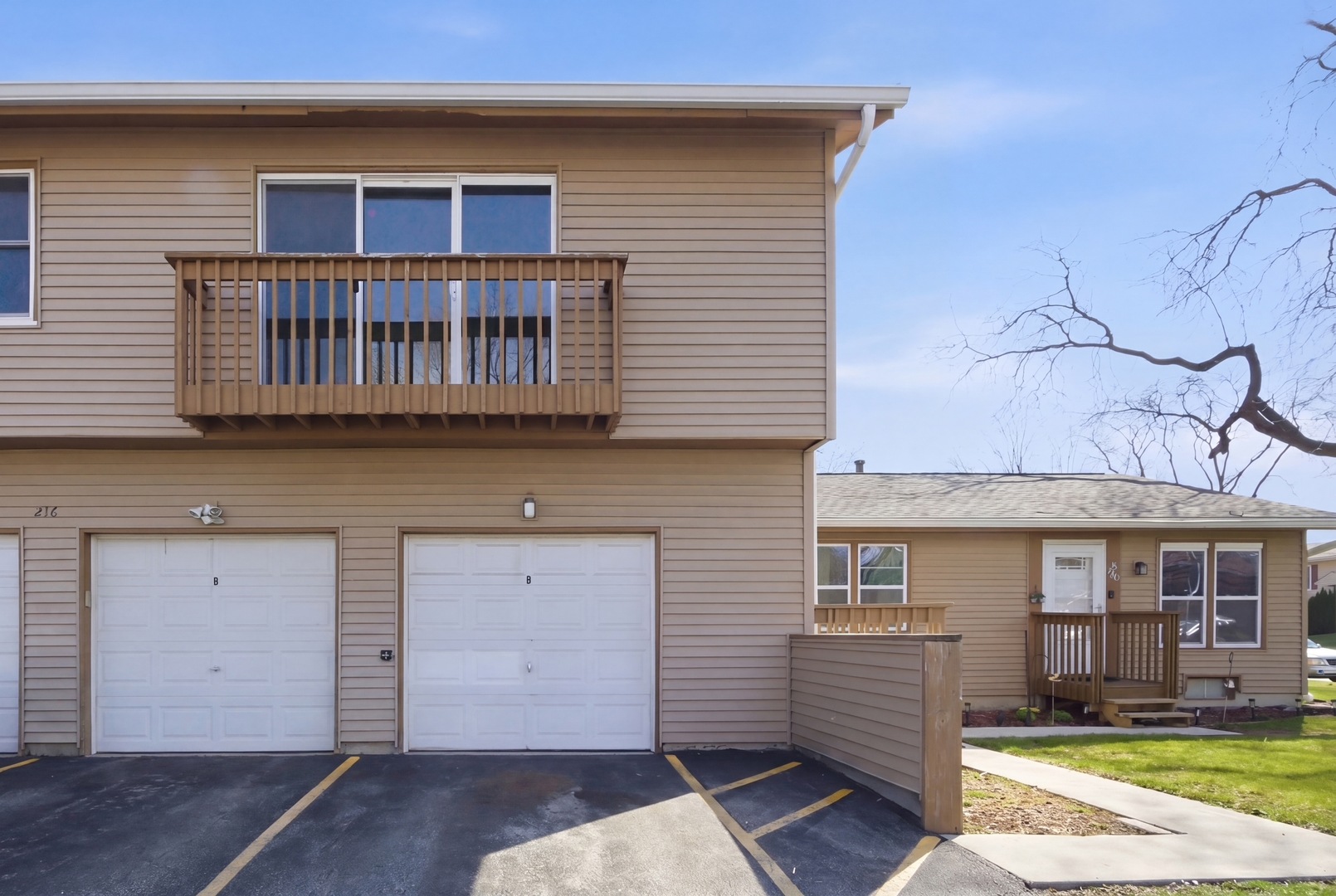 216 Eagle Court #d, Bolingbrook, IL 60440