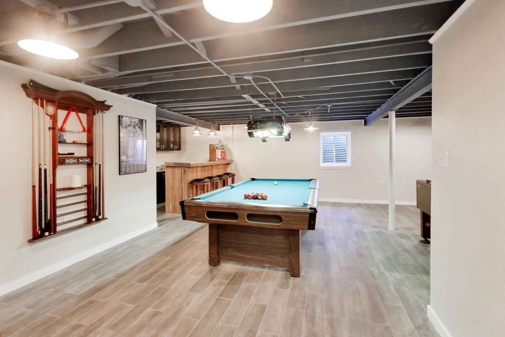 1222 S Patton Avenue, Arlington Heights, IL 60005