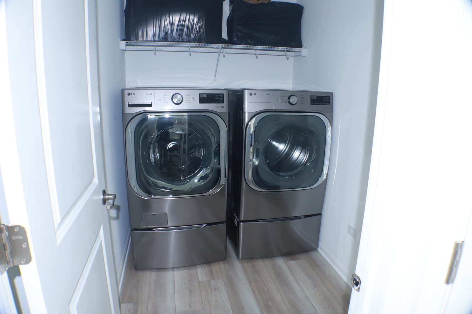 2103 Neubauer Circle, Lindenhurst, IL 60046