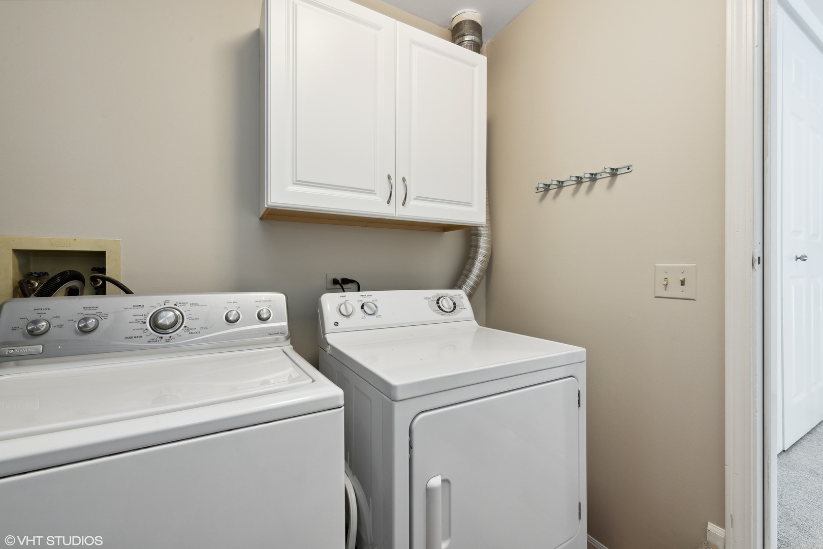 184 Brook Lane #350, Vernon Hills, IL 60061