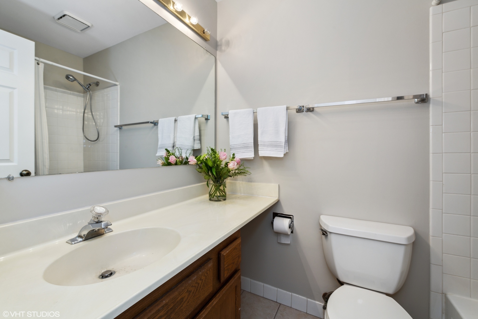 184 Brook Lane #350, Vernon Hills, IL 60061